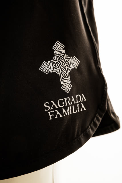Short Sagrada 01