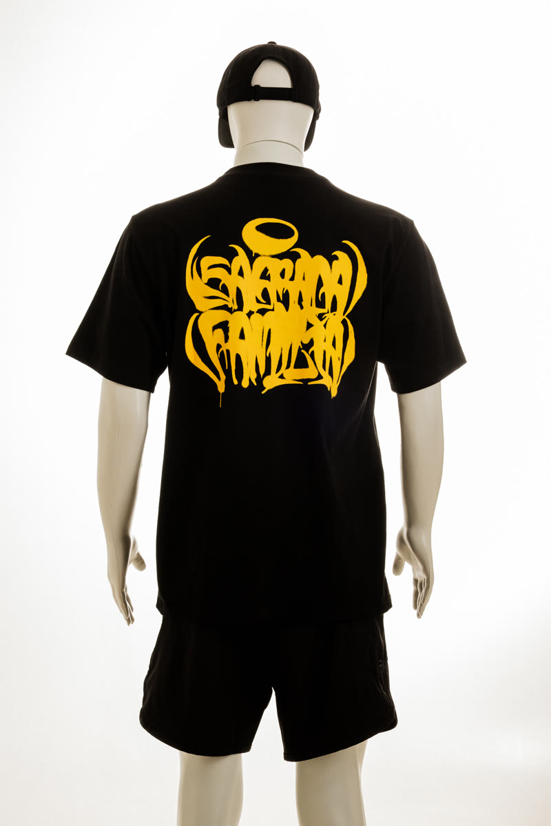 Foto 1 — Blusa Sagrada 02