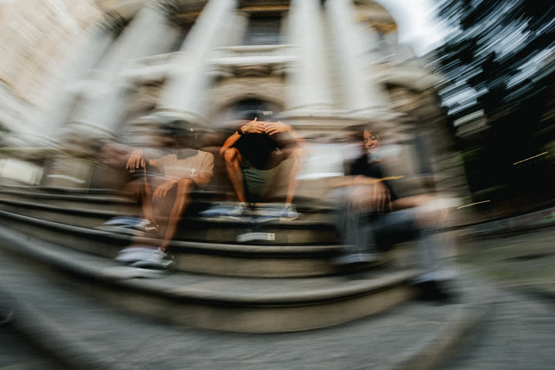 Fachada e trio com motion blur de zoom